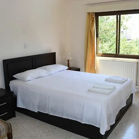 Odysseas & Eleni 아파트호텔 4*