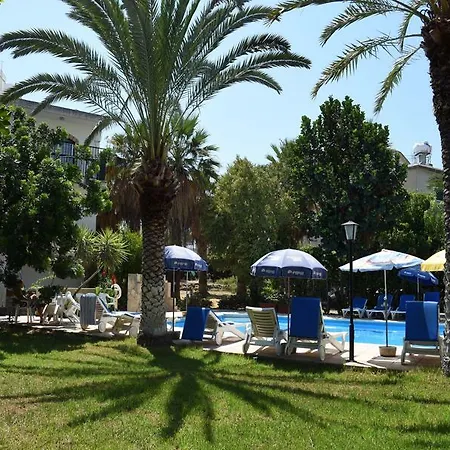 아파트호텔 Odysseas & Eleni 폴리스