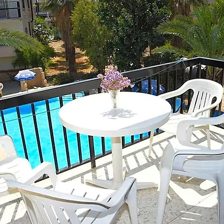 Odysseas & Eleni Hotel apartamentowy