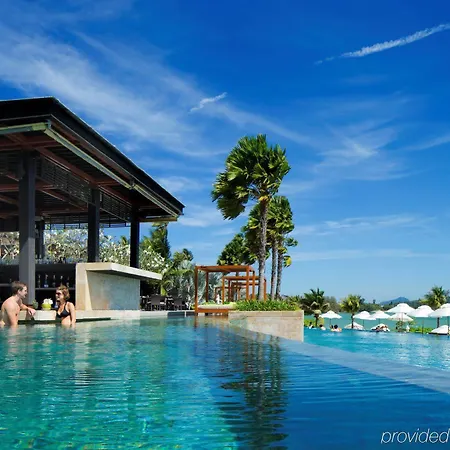 Odysseas & Eleni Aparthotel 4*